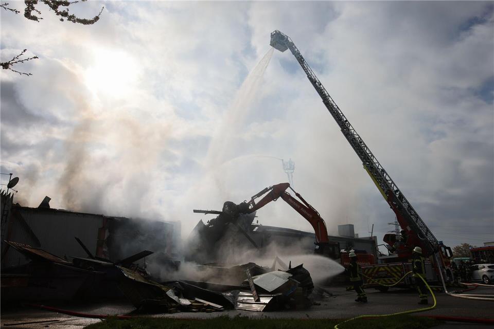 Die Brandursache ist weiter unklar. (Archivbild)Philipp von Ditfurth/dpa