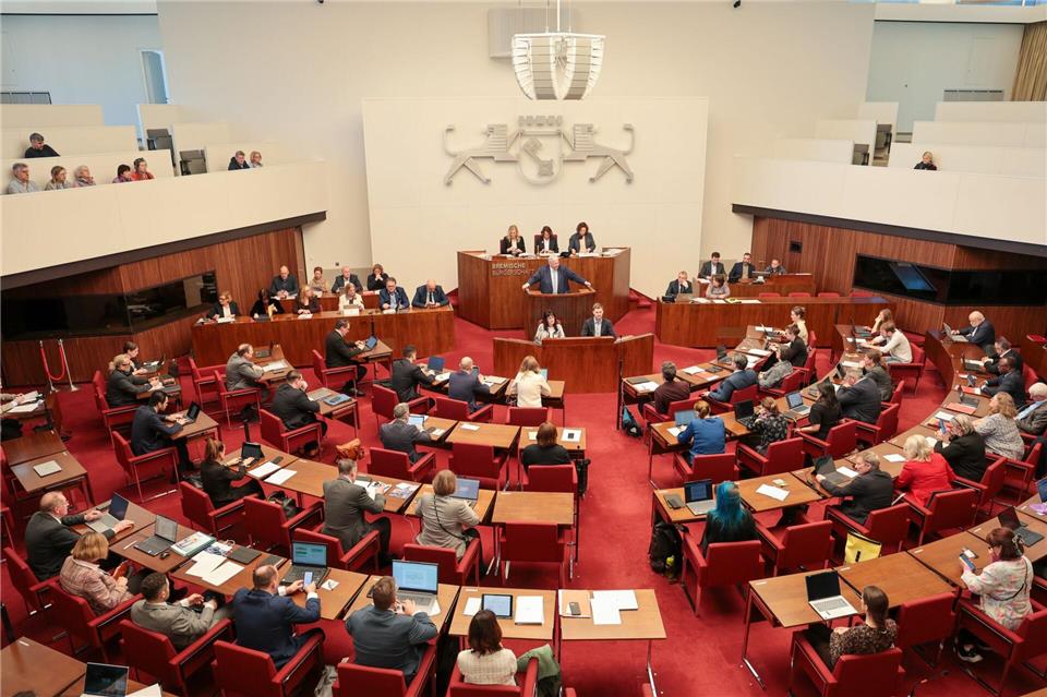 Die Bremische Bürgerschaft hat den Doppelhaushalt 2026/2027 beschlossen. Focke Strangmann/dpa