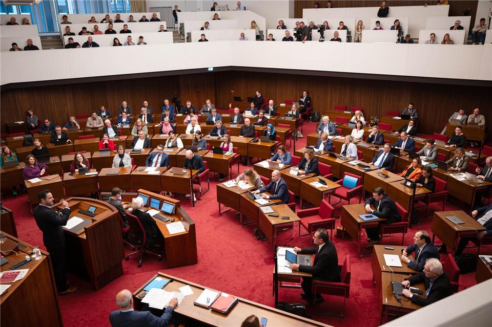 Berliner Bildungsexperte wird Senator in Bremen Die Bremische Bürgerschaft hat ein neues Senatsmitglied gewählt. Sina Schuldt/dpa
