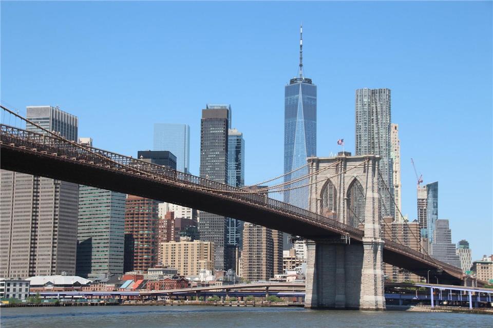 Die Brooklyn Bridge in New York wurde am Abend zum Unglücksort. (Archivbild)Christina Horsten/dpa