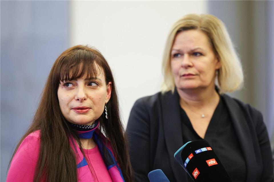 Die Bürgermeisterin von Zossen, Wiebke Şahin-Connolly (FDP), warnt vor Folgen der Rückzahlung von Gewerbesteuereinnahmen (Archivbild).Hannes P Albert/dpa