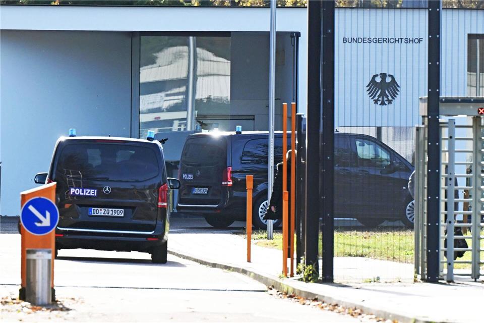 Die Bundesanwaltschaft lies den Mann nach Karlsruhe bringen. (Archivbild)Uli Deck/dpa