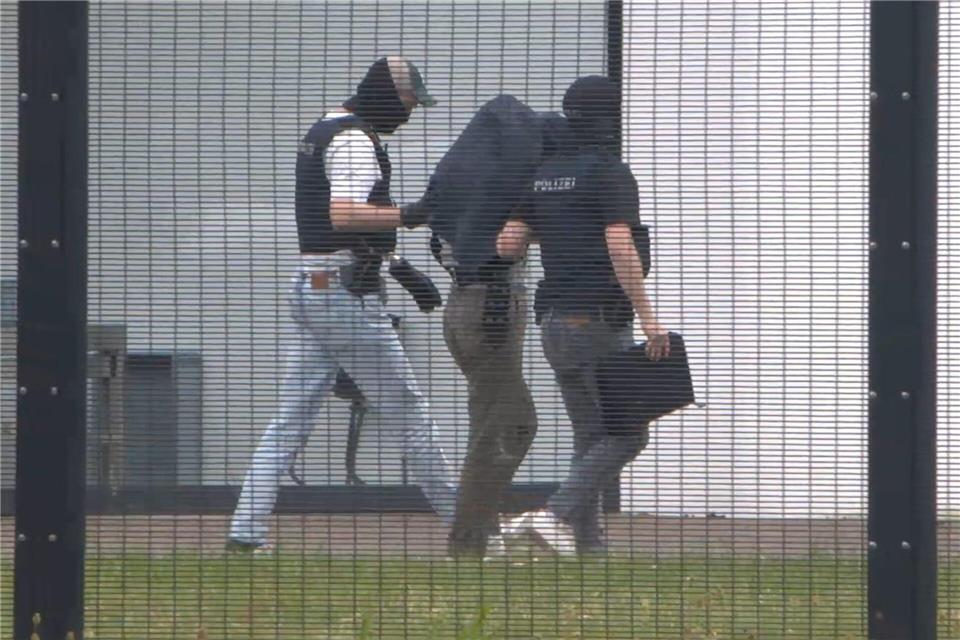 Die Bundesanwaltschaft wirft den Beschuldigten vor, für einen ausländischen Geheimdienst gearbeitet zu haben.René Priebe/PR-Video /dpa