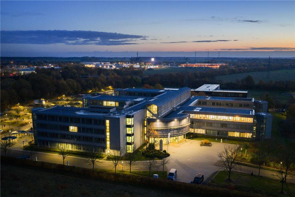 Die Bundesgesellschaft für Endlagerung (BGE) im niedersächsischen Peine sucht nach einem geeignetem Standort für hochradioaktive Abfälle. (Archivbild) Julian Stratenschulte/dpa