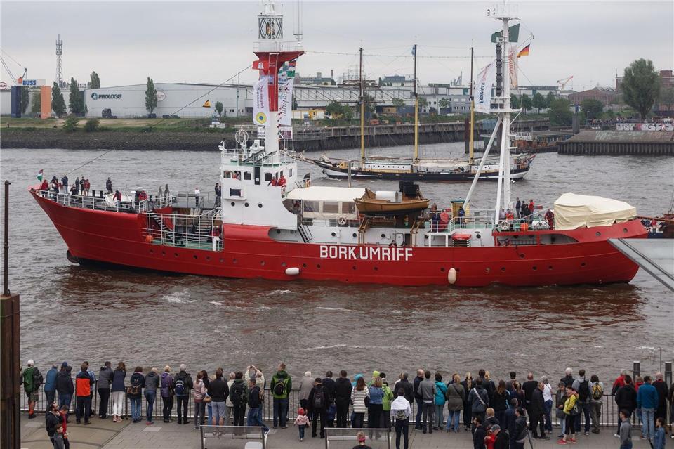 Die Bundesregierung will den Erhalt traditionsreiche Schiffe, wie das Feuerschiff „Borkumriff“, mit einer Millionensumme fördern. (Archivbild)Markus Scholz/dpa