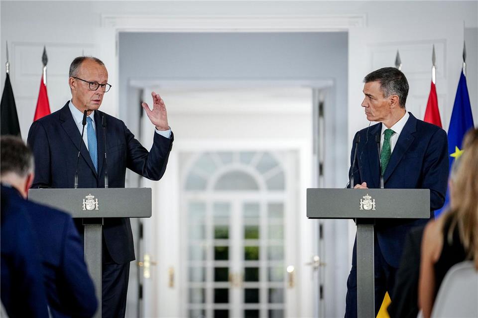 Die Bundesregierung will sich bis zum EU-Gipfel Anfang Oktober zu dem Vorstoß von von der Leyen für Sanktionen gegen Israel positionieren.Kay Nietfeld/dpa