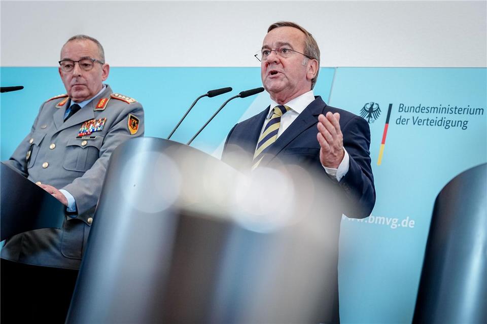 Die Bundeswehr soll der Strategie aus dem Hause Pistorius zufolge vermehrt auch Aufgaben innerhalb der Nato übernehmen. Kay Nietfeld/dpa