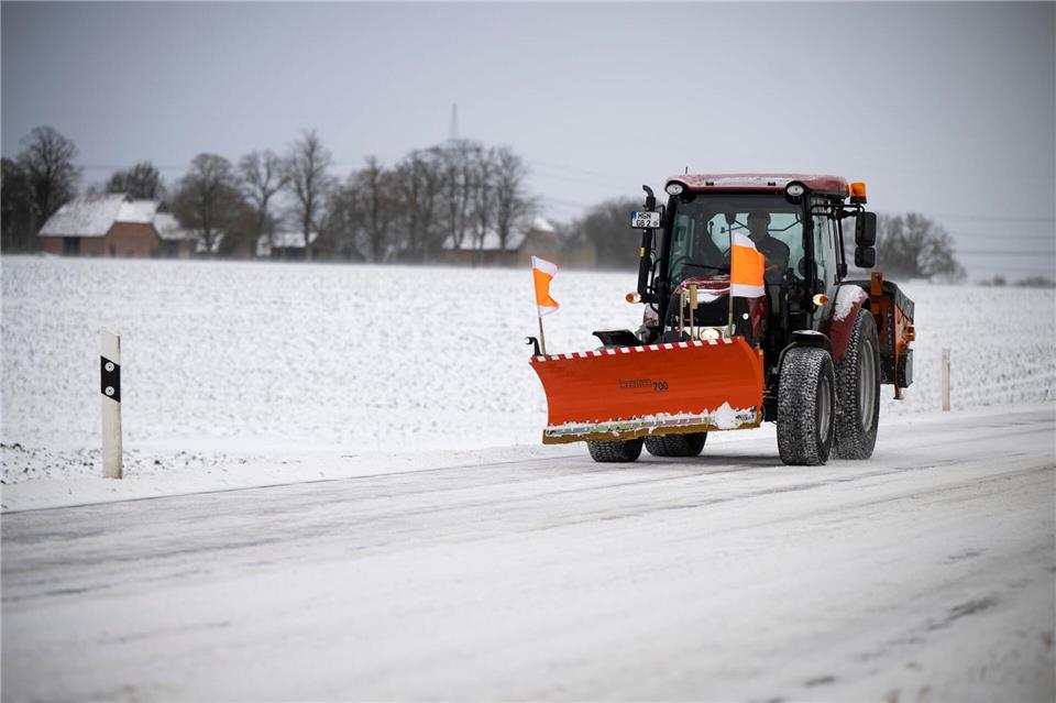 Die Busse in Nordwestmecklenburg fahren wieder planmäßig. (Symbolbild)Philip Dulian/dpa