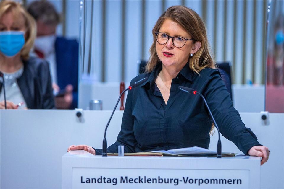 Die CDU-Generalsekretärin Katy Hoffmeister beklagt, dass die Auseinandersetzung zwischen SPD und AfD in der Öffentlichkeit dominiere und politische Inhalte es schwer hätten. (Archivbild)Jens Büttner/dpa-Zentralbild/dpa