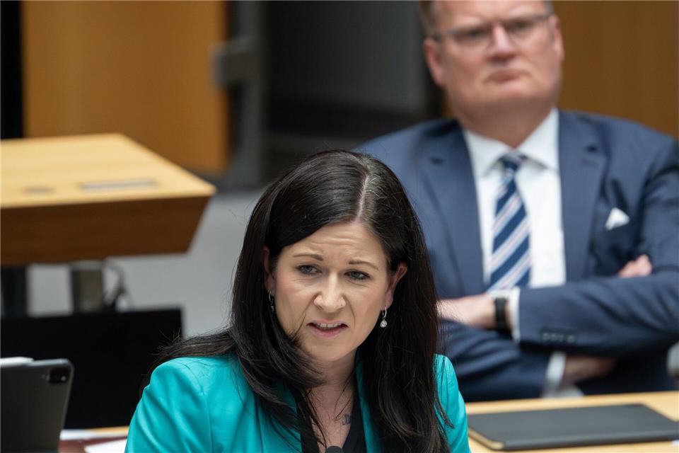 Die CDU-Politikerin Katharina Günther-Wünsch (CDU) ist seit 2023 Berlins Senatorin für Bildung, Jugend und Familie.Soeren Stache/dpa