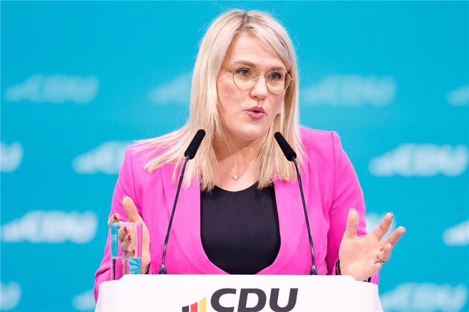 Die CDU-Vize-Generalsekretärin sagt, sie habe eine Frage in der Debatte um die AfD-Tolerierung missverstanden und deshalb für Irritationen gesorgt.(Archivbild)Carsten Koall/dpa