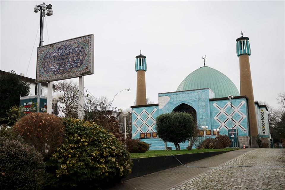 Die CDU in der Bürgerschaft unterstützt Forderungen, in dem vom Bund beschlagnahmten Gotteshaus eine Gedenkstätte für die Opfer des Islamismus unterzubringen.Christian Charisius/dpa