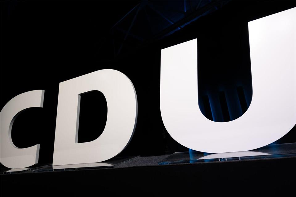 Die CDU ist fassungslos über unsägliche Äußerungen eines Mitglieds und zieht alle Register. (Symbolbild)Hendrik Schmidt/dpa