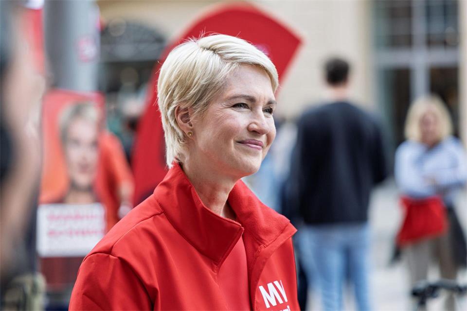 Die CDU muss fürchten, im Duell von SPD-Ministerpräsidentin Manuela Schwesig mit der AfD auf der Strecke zu bleiben.Markus Scholz/dpa