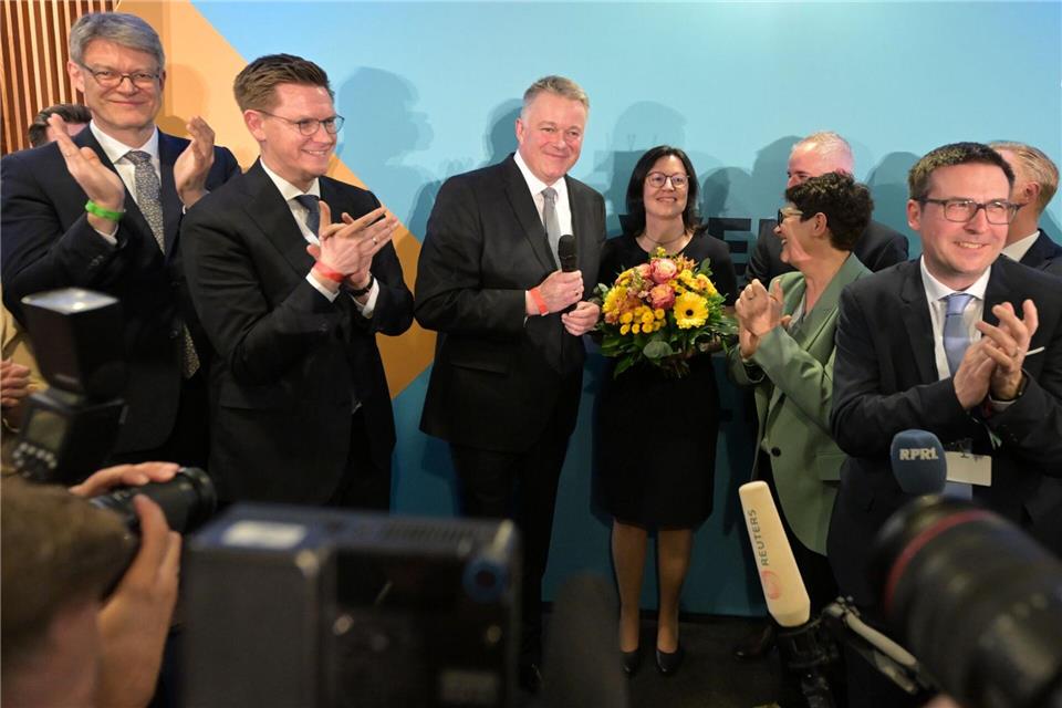 Die CDU will zügig die Gespräche mit der SPD über eine Regierungskoalition aufnehmen. (Archivbild)Hannes Albert/dpa