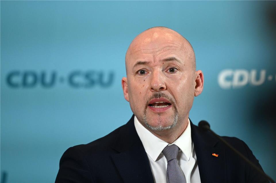 Die CSU will beim Social-Media-Verbot für Kinder nicht mitziehen. (Archivbild)Elisa Schu/dpa