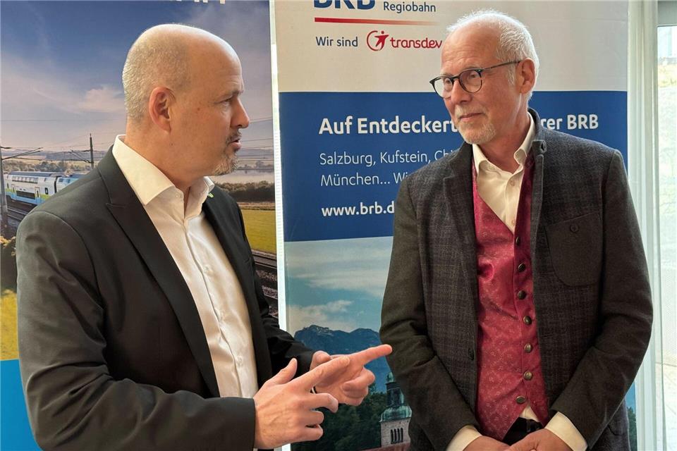 Die Chefs der beiden privaten Eisenbahnunternehmen Westbahn und BRB, Thomas Posch und Arnulf Schuchmann, sind sich in ihrer Kritik einig.Elke Richter/dpa