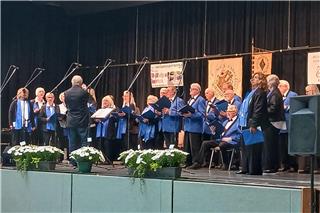 Die Chorgemeinschaft Raesfeld feierte mit einem Freundschaftssingen ihr 100. Jubiläum.