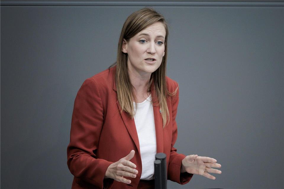 Die Co-Vorsitzende der „SPD Frauen“, Carmen Wegge, warnt,  dass KI zu einem Verstärker für bereits bestehende Ungerechtigkeiten werde. (Archivbild) Carsten Koall/dpa