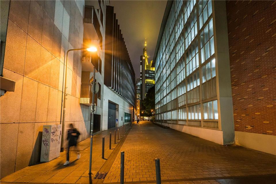 Die Commerzbank-Zentrale in Frankfurt. (Archivbild)Andreas Arnold/dpa