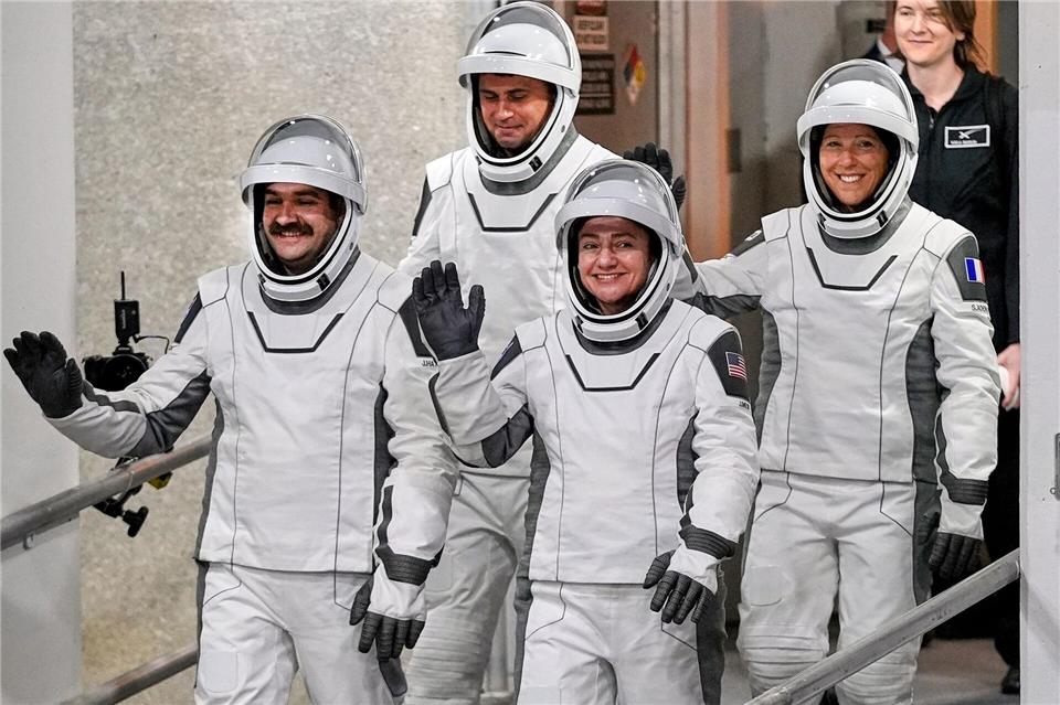 Die Crew 12 ist an der ISS angekommen. (Archivbild)John Raoux/AP/dpa