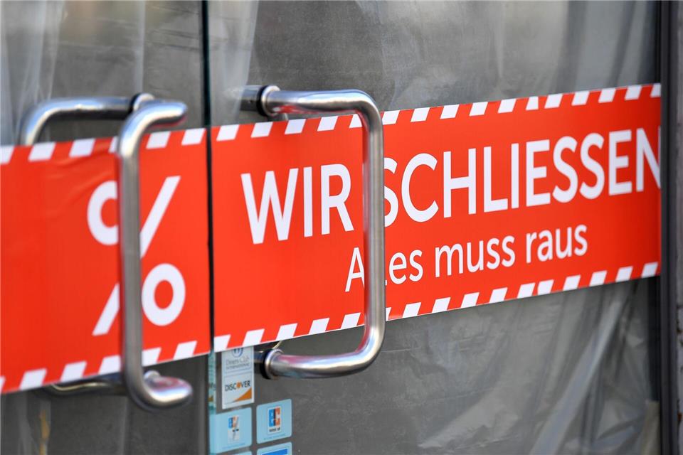 Die Dauerkrise der Wirtschaft führt laut einer Studie der Auskunftei Creditreform zu mehr Firmenpleiten - Sachsen steht dabei allerdings besser da als der Bundesdurchschnitt. (Symbolbild)Martin Schutt/dpa-Zentralbild/dpa