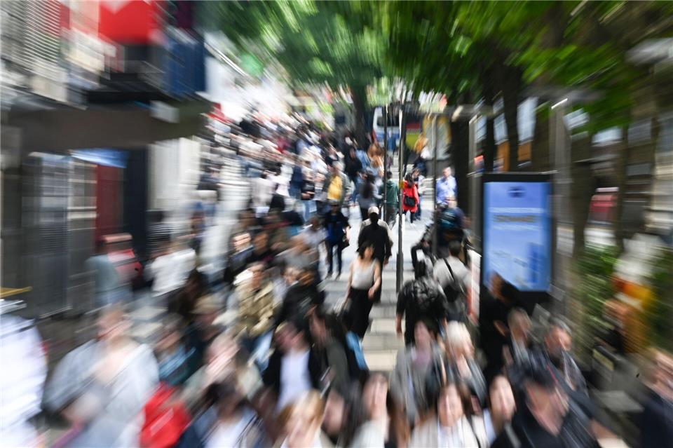 Die Debatte über die Aussagen des Kanzlers wirkt nach. (Symbolfoto)Bernd Weißbrod/dpa