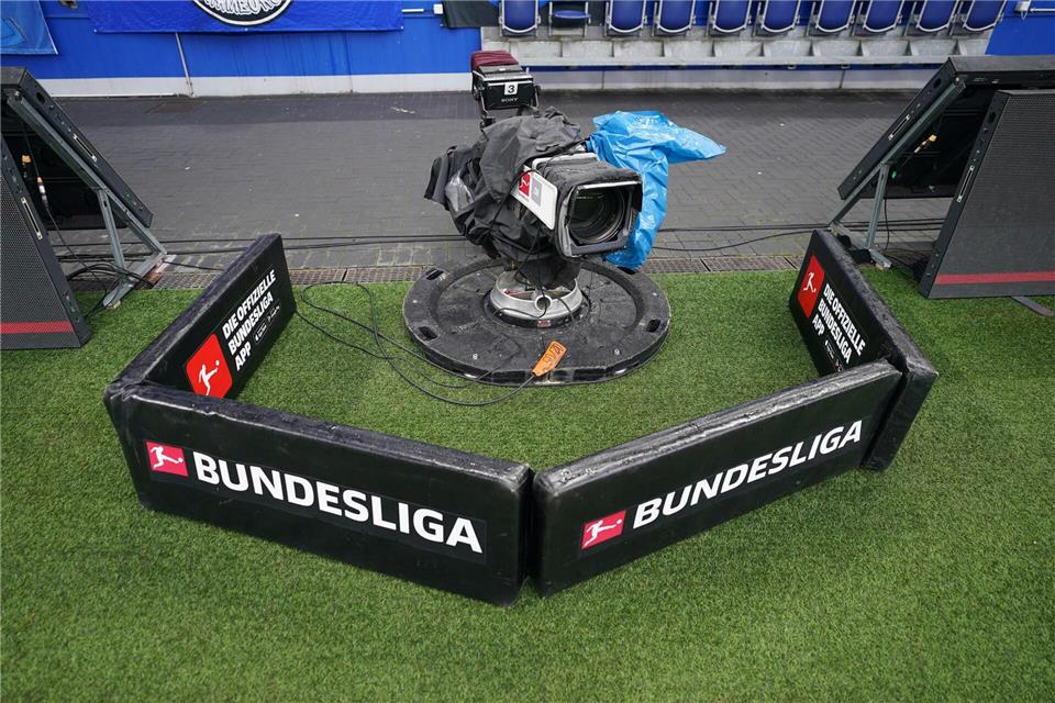 Die Deutsche Fußball Liga firmiert ab der kommenden Saison unter dem Namen Bundesliga. (Archivbild) Marcus Brandt/dpa