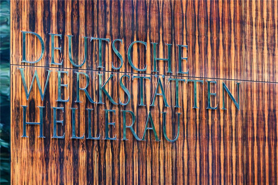 Die Deutschen Werkstätten Hellerau sind auf den Innenausbau im Luxusbereich spezialisiert. (Archivbild)Robert Michael/dpa