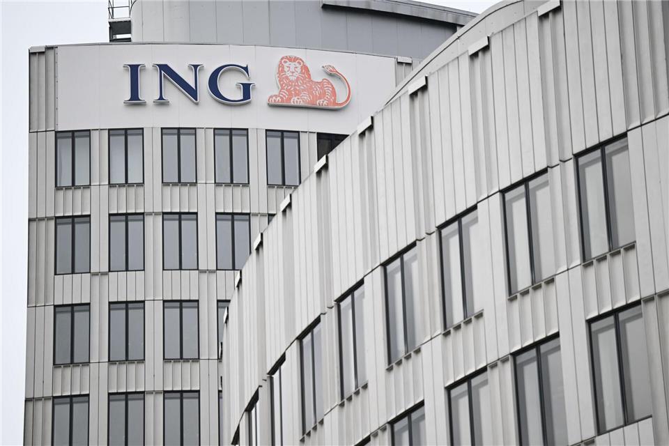 Die Direktbank will das Geschäft mit Baufinanzierungen mit moderner Technik deutlich beschleunigen. (Archivbild)Arne Dedert/dpa