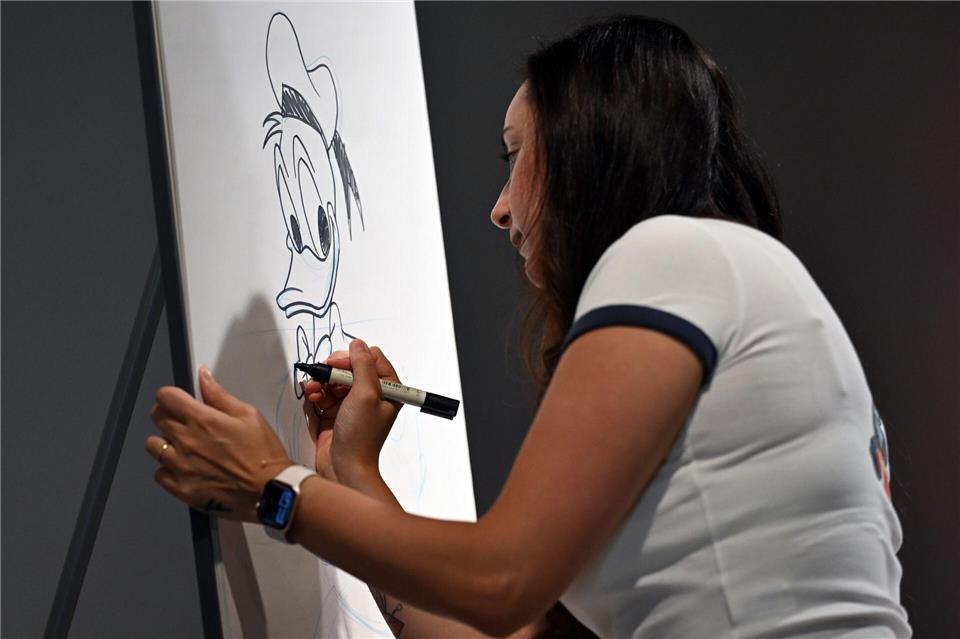 Die Disney-Zeichnerin Cynthia Pineda aus Barcelona hat die zehn Seiten des Comics illustriert.Federico Gambarini/dpa