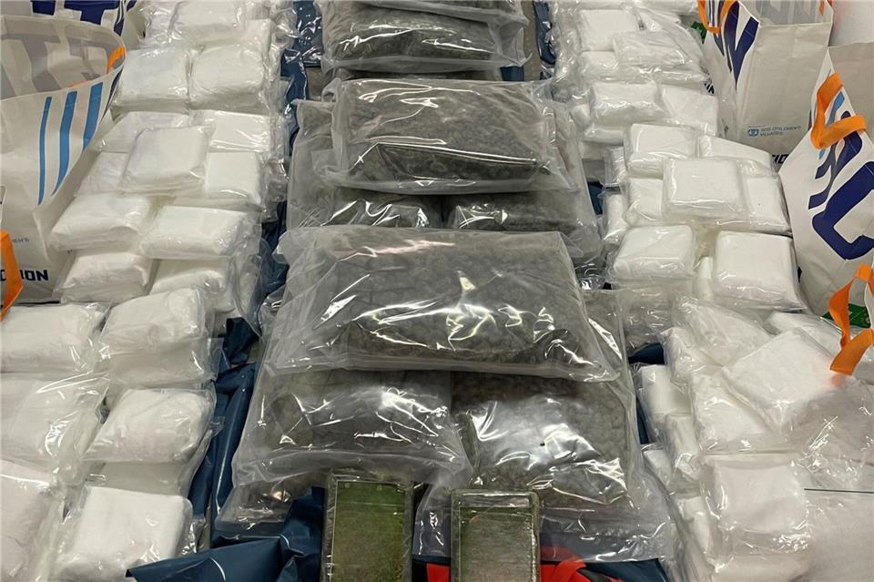 Die Drogen fand die Polizei in einem Industriekomplex.Polizeipräsidium Südhessen/dpa