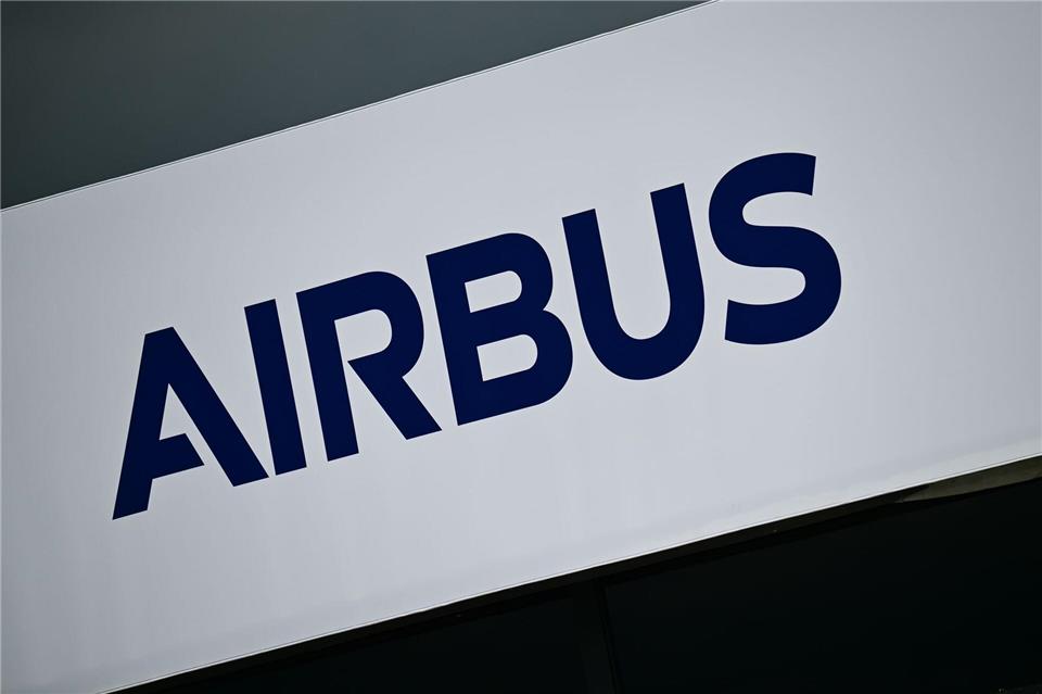 Die EU-Förderbank stellt Airbus mit drei Milliarden eine Rekordsumme bereit (Archivbild).Sebastian Christoph Gollnow/dpa