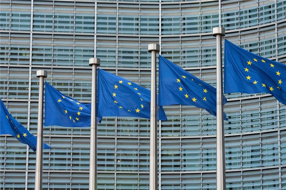 Die EU-Kommission hat im vergangenen Jahr einen deutlichen Anstieg an Warnmeldungen für Verbraucherprodukte registriert. (Symbolbild)Helena Dolderer/dpa