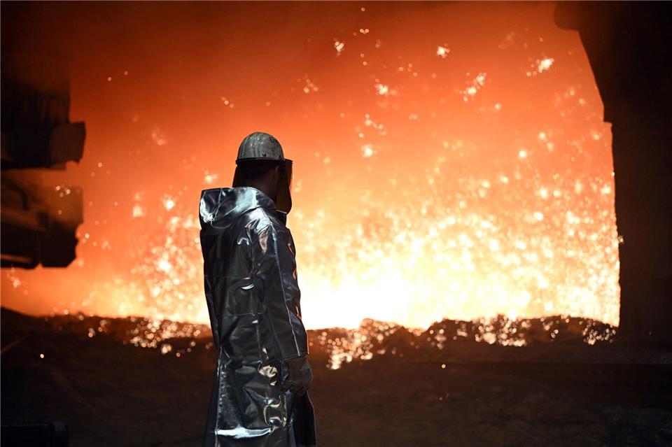 Die EU will, dass sauberer Stahl hergestellt wird. (Symbolbild)Federico Gambarini/dpa