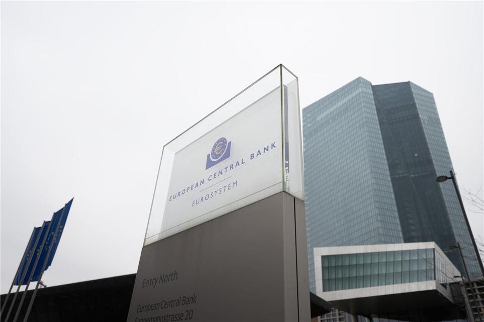 Die EZB fährt auf Sicht und lässt die Leitzinsen stabil.Florian Wiegand/dpa