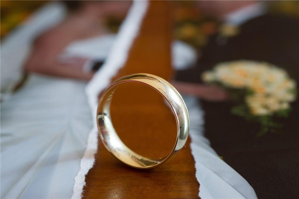 Die Ehe ist Geschichte - oder doch nicht? Ein Versöhnungsversuch kann jedenfalls steuerliche Auswirkungen haben.Patrick Pleul/dpa/dpa-tmn