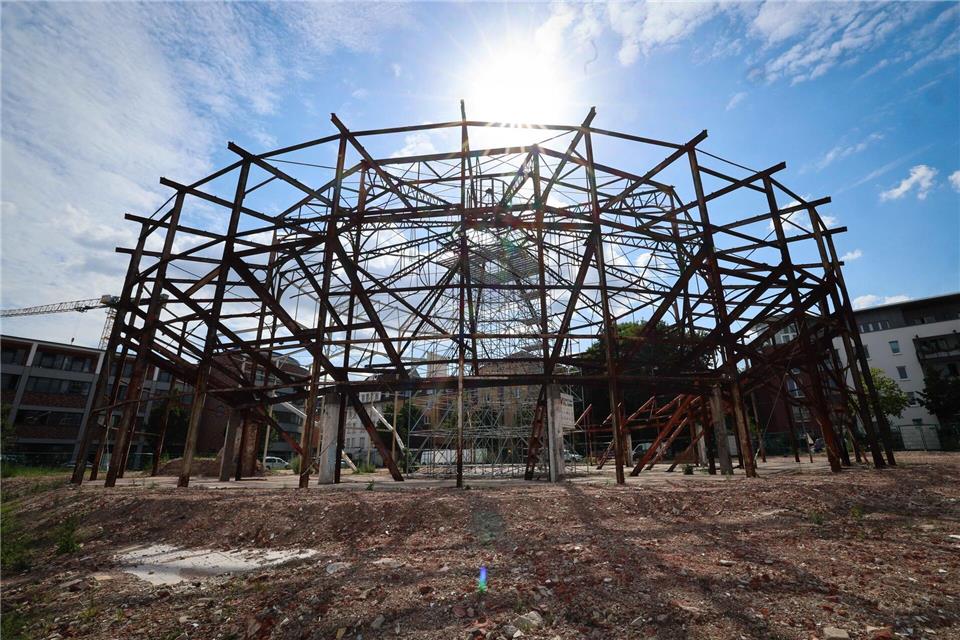 Die Eigentümerin der Schilleroper muss laut einer unanfechtbaren Entscheidung des Hamburgischen Oberverwaltungsgerichts die Mängel am denkmalgeschützten Stahlgerüst beseitigen. (Archivbild)Christian Charisius/dpa