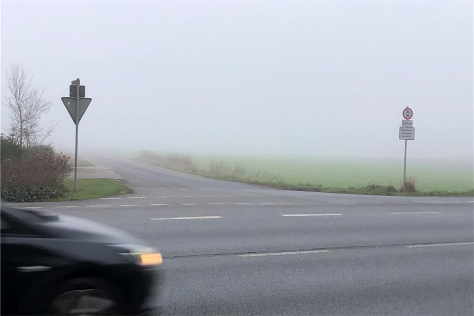 Die Einmündung Zum Schelderhoff/Dorstener Straße halten einige Anlieger für gefährlich. Der Kreis Borken hat sich mit der Situation befasst und lehnt Veränderungen in dem Bereich ab.