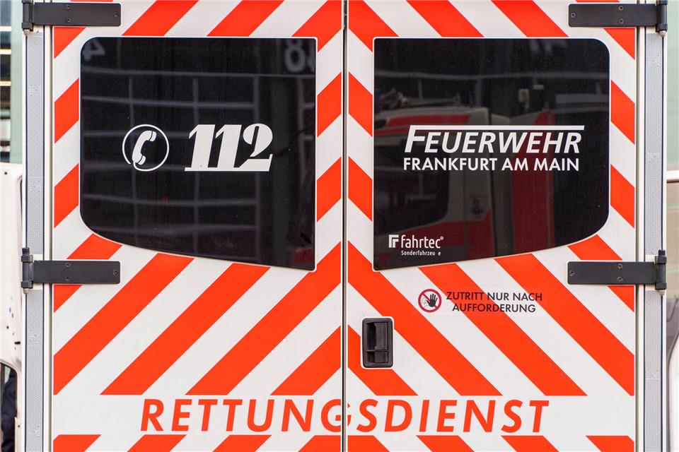 Die Einsatzkräfte appellieren an die Bevölkerung, sich auf die extremen Temperaturen einzustellen. (Symbolbild)Andreas Arnold/dpa