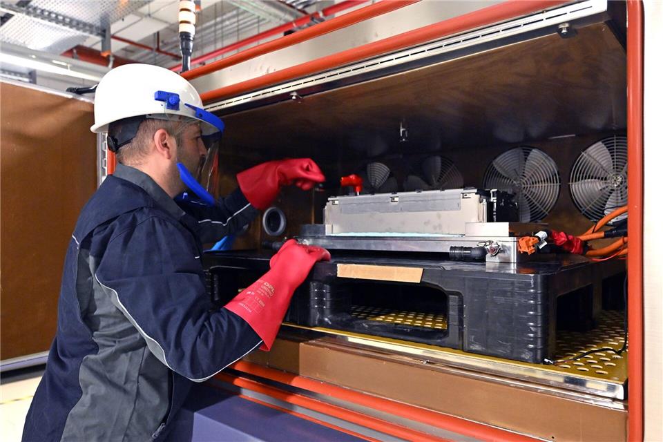 Die Elektrotechnik-Branche verzeichnete mit einem Umsatzwachstum von 49 Prozent den größten Zuwachs in Thüringen. (Symbolbild)Martin Schutt/dpa