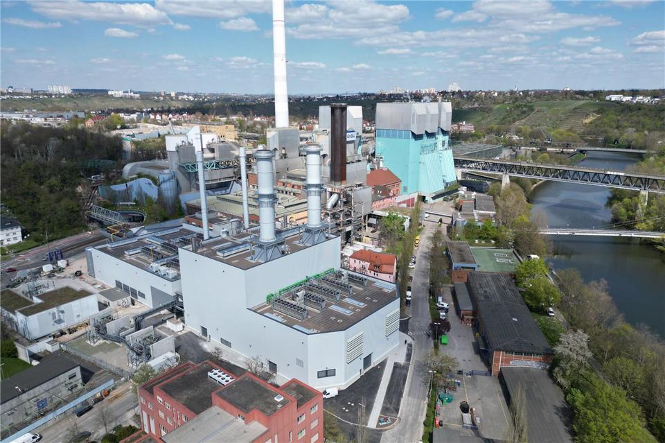 Die EnBW betreibt wichtige Anlagen der Energieversorgung. (Archivbild)Bernd Weißbrod/dpa