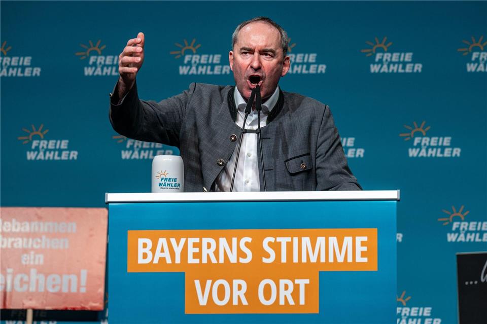Die Erfolge bei der Kommunalwahl haben Freie-Wähler-Chef Aiwanger innerparteilich definitiv geholfen. (Archivbild)Armin Weigel/dpa