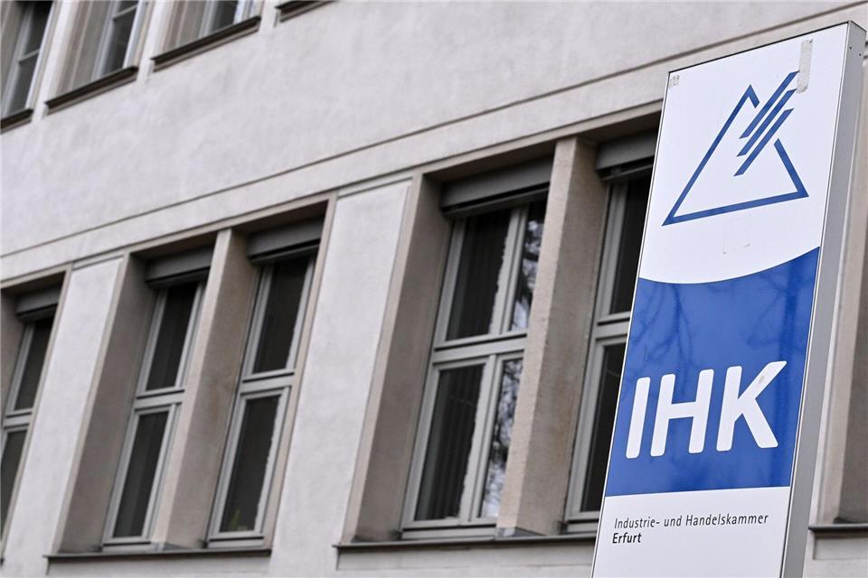 Die Erfurter IHK unterstützt Unternehmen in wirtschaftlichen Schwierigkeiten mit einem finanziellen Zuschuss zur Erstellung eines Konsolidierungsplans. (Symbolbild)Martin Schutt/dpa