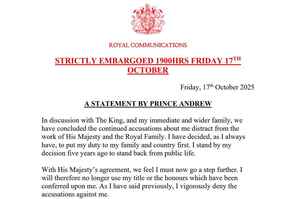 Der tiefe Fall des Prinzen Andrew: „Genug ist genug“ Die Erklärung zum Ende von Andrew als Herzog von York.Buckingham Palace/PA Media/dpa