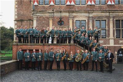„Raesfeld in Sommerlaune“: Erler Jäger spielen auf dem Hof Breil