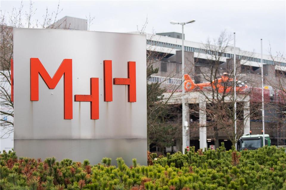 Die Ermittlungen gegen den Arzt der Medizinischen Hochschule Hannover (MHH) laufen seit vergangenem Jahr. (Archivbild)Julian Stratenschulte/dpa