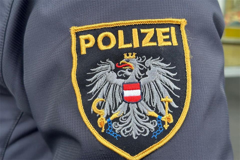 Die Ermittlungen zur Unglücksursache dauern an. (Symbolbild)Matthias Röder/dpa