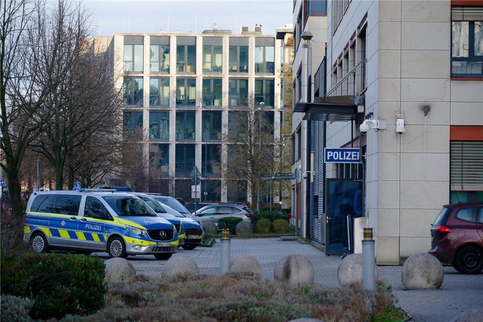 Die Ermittlungsgruppe „Cold Cases“ der Kölner Polizei hat rund 50 ehemalige Angehörige der Kaserne zur Abgabe einer Speichelprobe eingeladen.Henning Kaiser/dpa