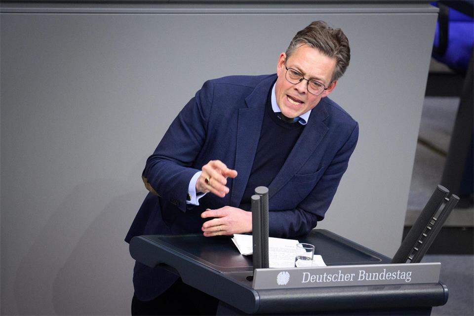Die Europäer müssen enger gegen die Bedrohung zusammenarbeiten, sagt von Notz. (Archivbild)Bernd von Jutrczenka/dpa